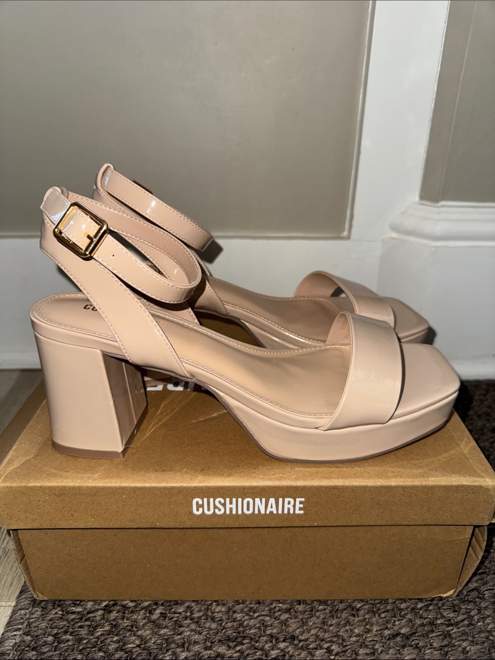 BRAND NEW! Cushionaire Blush Platform Block Heel Sandals with Ankle Strap